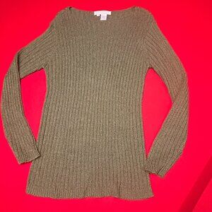 Real Clothes by Saks Fifth Avenue Olive Green Ribbed Silk Blend Sweater – Size L